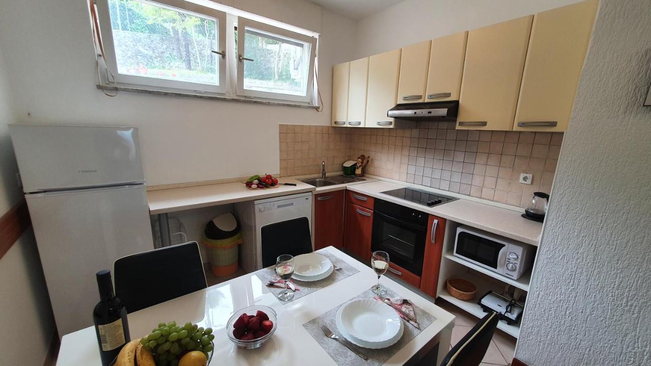 Apartments Anamarija 오파티아 외부 사진